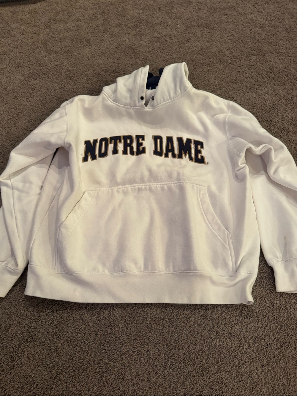 Notre Dame White Pullover Hoodie - Classic Collegiate Sweatshirt